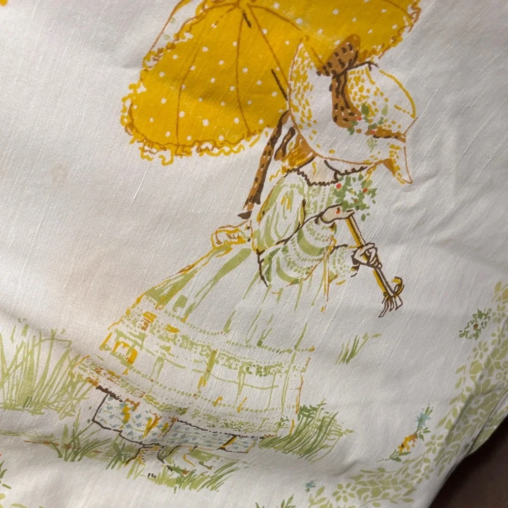 Holly Hobbie Yellow and White Vintage 1970’s Style‎ Bedding full flat 123